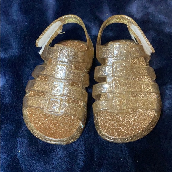 Shoes - Picture 1 of 4